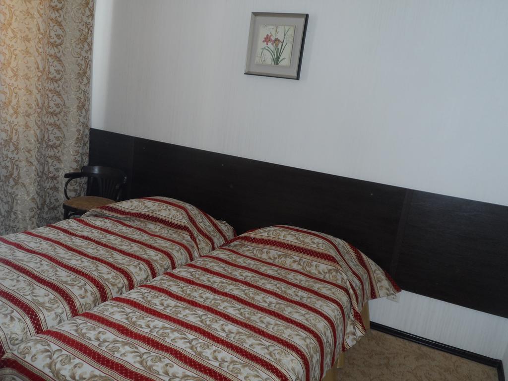 Florentina Hotel Edinet Εξωτερικό φωτογραφία